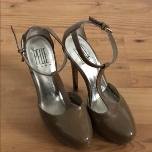 PELLE moda tan stiletto size 7